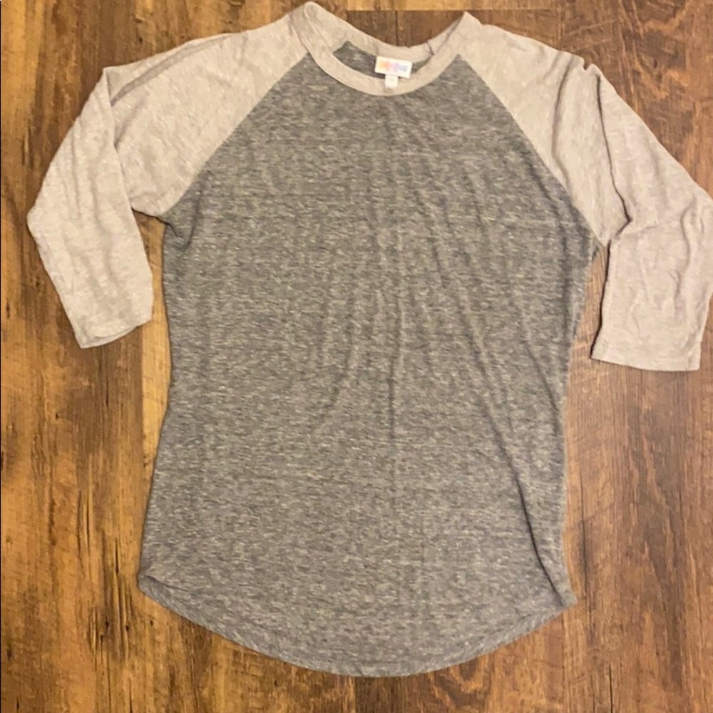 Lularoe Randy tee